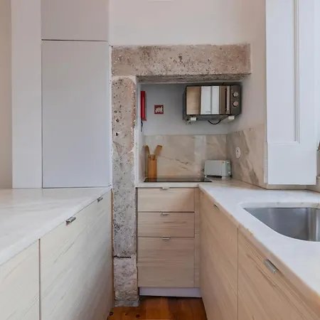 Lovely Madragoa 2 * Lisbona