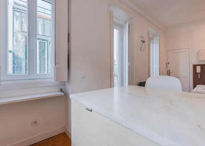 شقة Lovely Madragoa 2 *